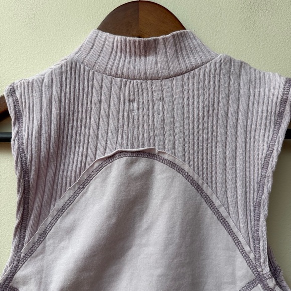 BDG Cropped Sleeveless Top - Picture 6 of 11